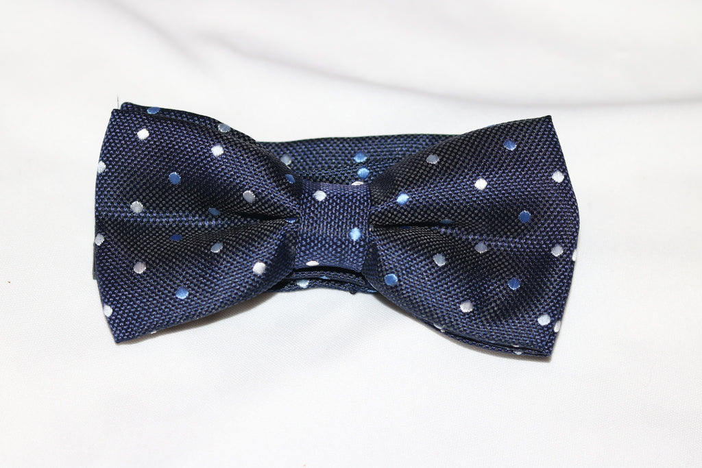 Polka Dots Bow Tie