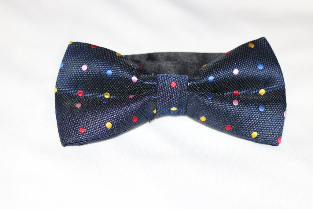 Polka Dots Bow Tie