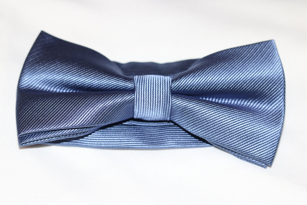 Line Pattern Bow Ties