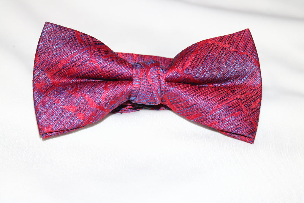 Modern Stripes Print Bow Tie