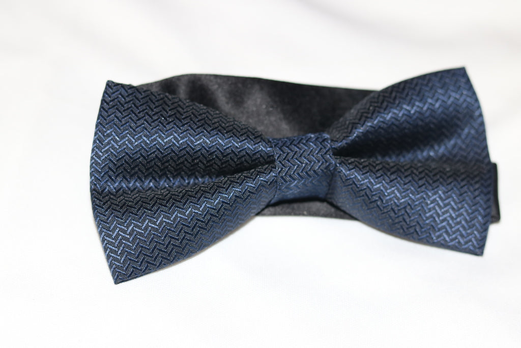 Broken Lines Bow Tie